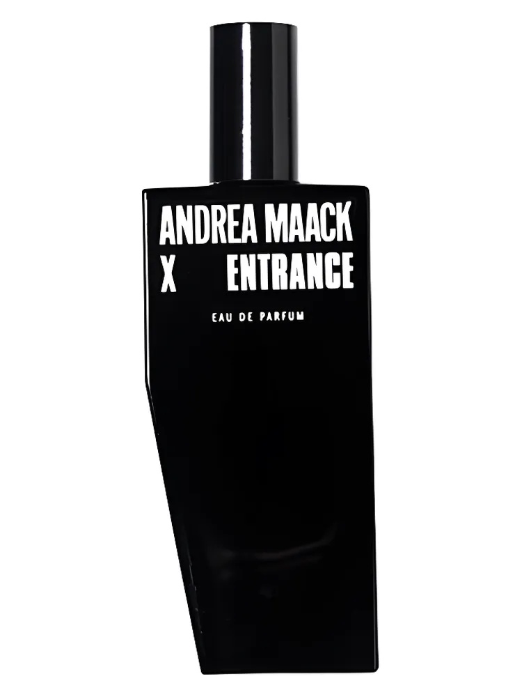 ANDREA MAACK X ENTRANCE