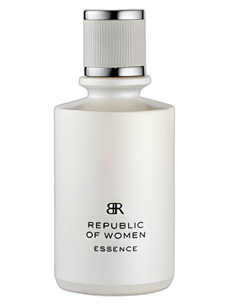 Republic of Women Essence — Banana Republic