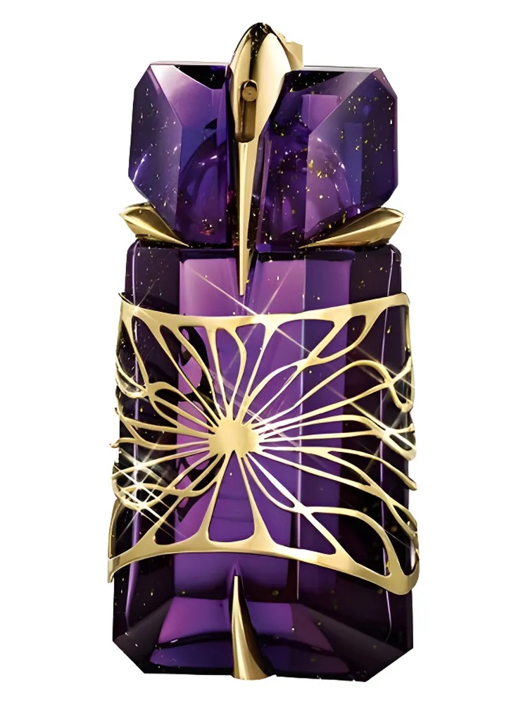 Thierry Mugler Show Collection: Alien Couture Stone thumbnail 4